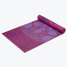 Load image into Gallery viewer, Reversible Lilac Aurora Yoga Mat (6mm)