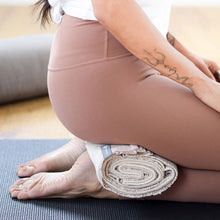 Load image into Gallery viewer, Halfmoon Cotton Yoga Blanket